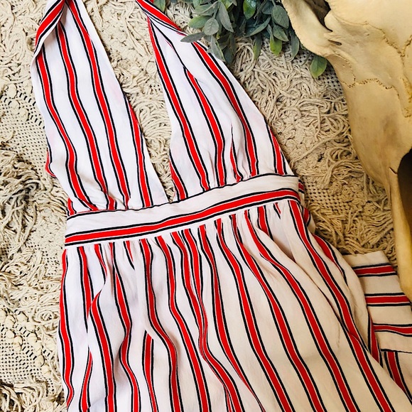 Urban outfitters: plunging halter jumpsuit stripes - Picture 7 of 8
